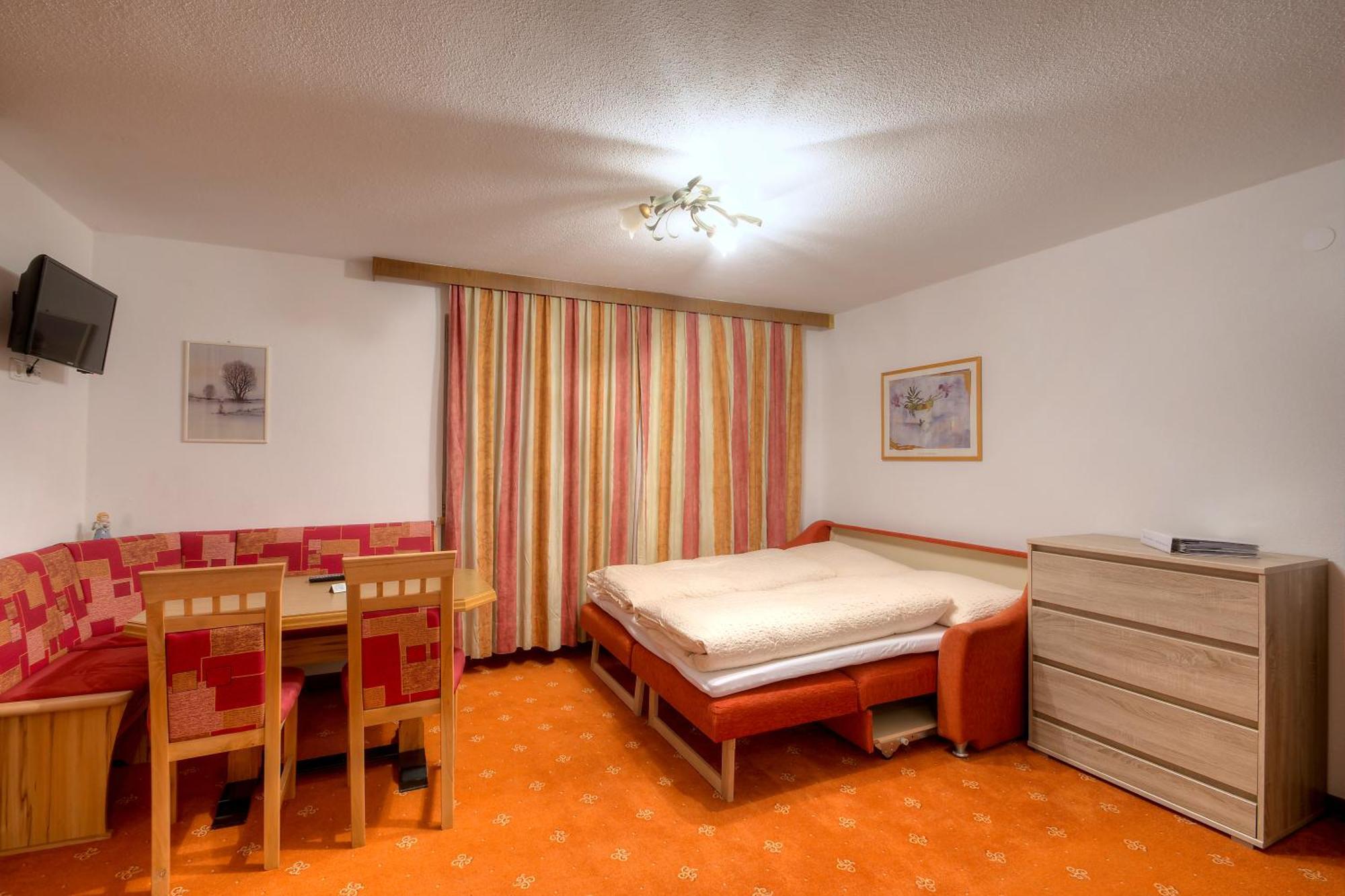 Ferienhaus Bergkristall Pettneu am Arlberg Δωμάτιο φωτογραφία